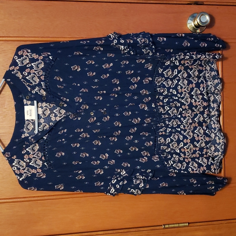 Knox Rose blouse
